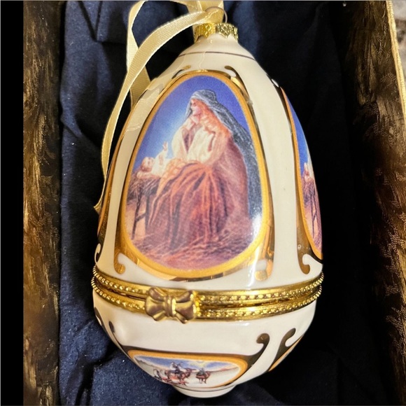 Christmas Valerie Parr Hill Musical Trinket Box Egg Ornaments SET OF 5!!! - Picture 2 of 6